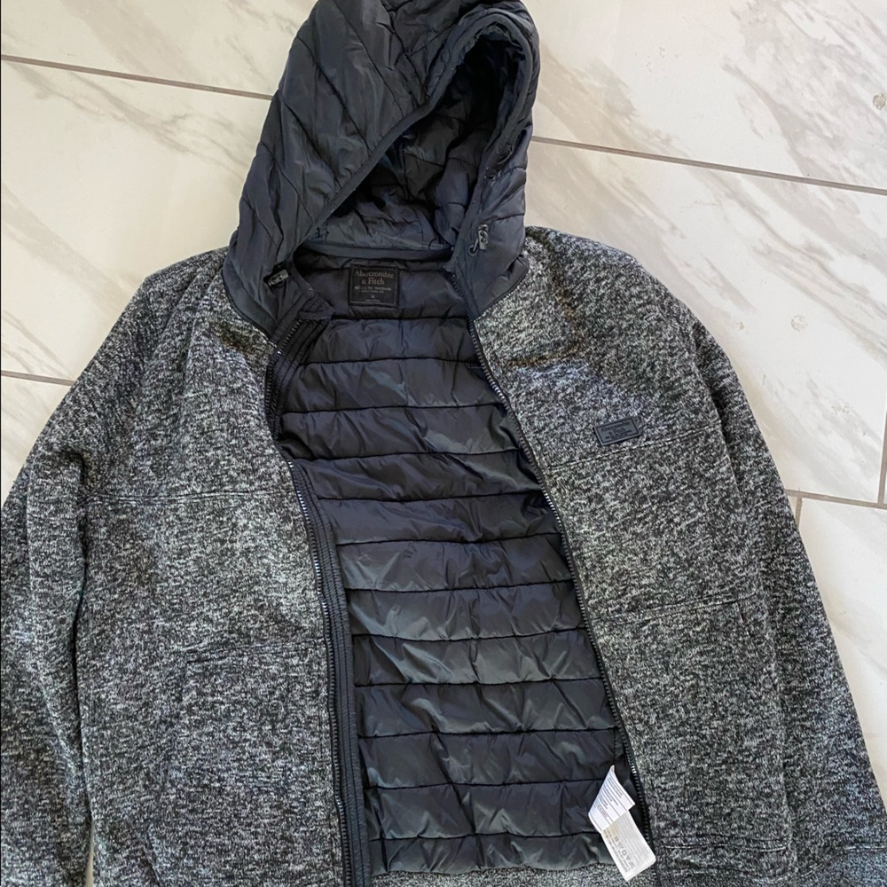 Medium Abercrombie and fitch zip up hoodie- lightly worn.